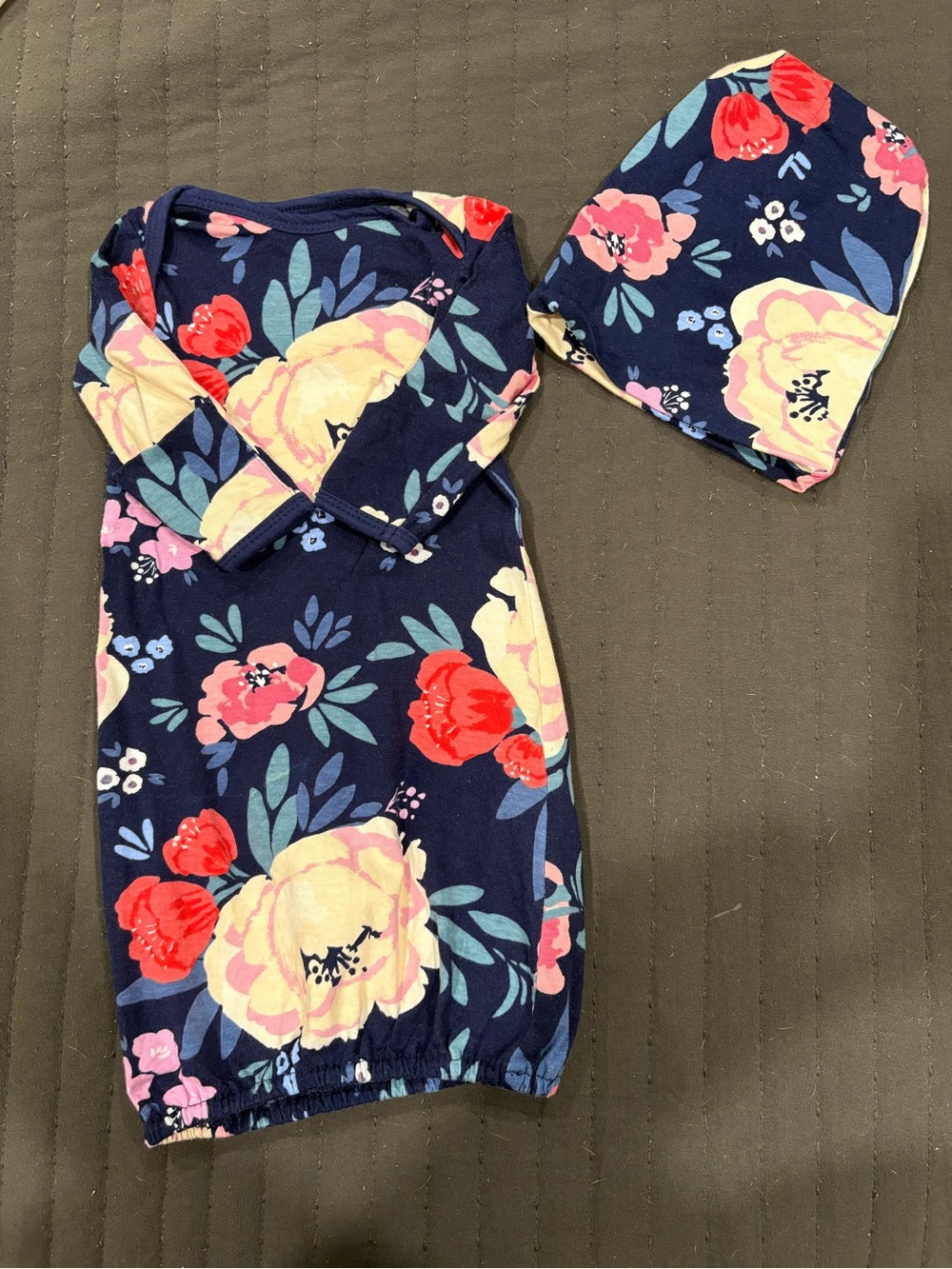 Baby be mine matching gown and hat set